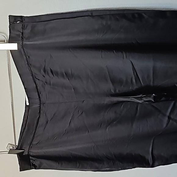 St. John Evening by Marie Gray Demure liquid satin black straight leg pants 16 - Picture 3 of 11